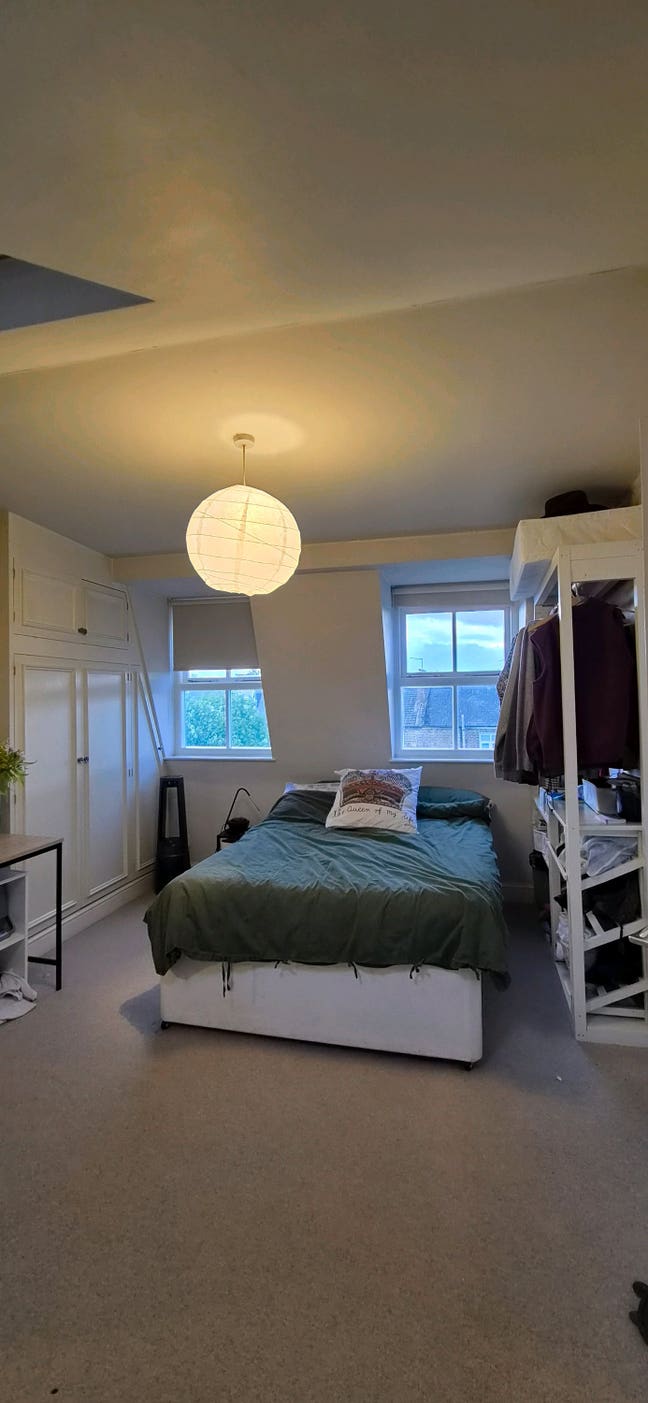 En-suite spacieuse double room in Hammersmith Main Photo