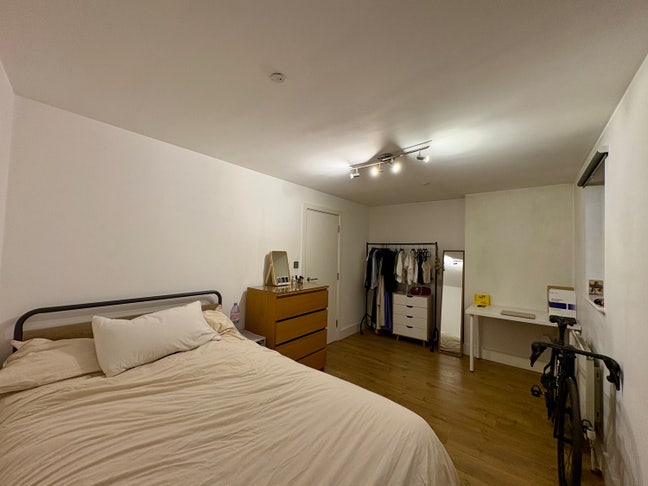Double Room in Angel (6 months sublet) Main Photo
