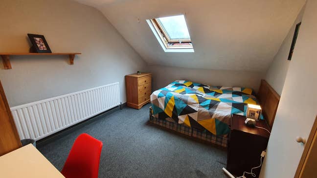 💫- modern double room - top location 💫 Main Photo