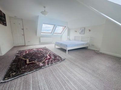Modern Rooms For Rent- Bills Included Reading Main Photo