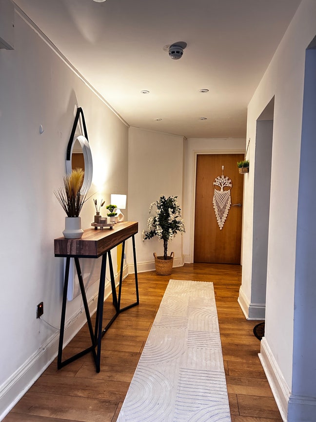 Sophisticated Space for Modern Living 🏠  Main Photo