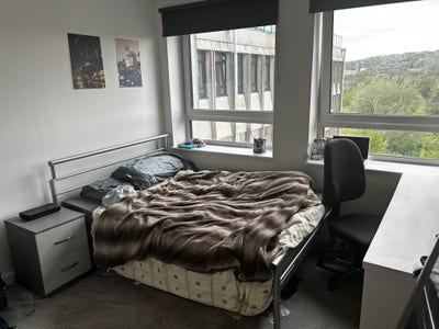 -Bills included-Double bedroom chesser/gorgie area Main Photo