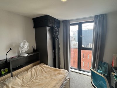 Student Ensuite at St James, 17 Jun–22 Aug Main Photo