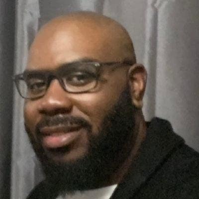 37-year-old full-time working professional em... Main Photo