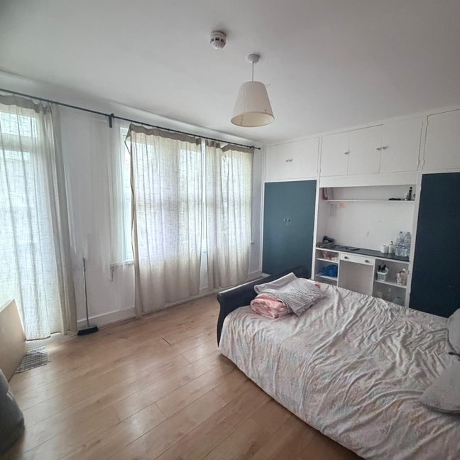 Double room for rent  Main Photo