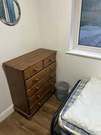 Small single room  Main Photo