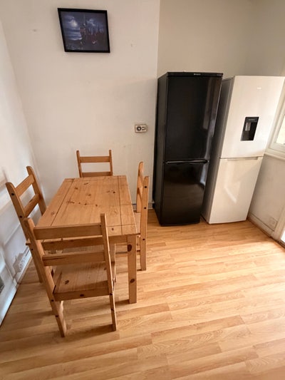 Double bedroom Main Photo