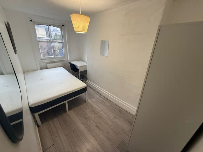 ⭐No Deposit 💰 | Bills Included 💡 | Zone 1 📍 Main Photo