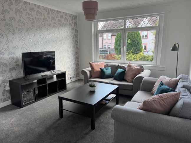 1 Furnished Double Room Main Photo