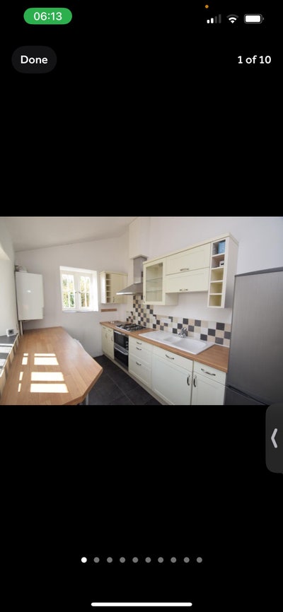 Double room in 4 bed house Main Photo