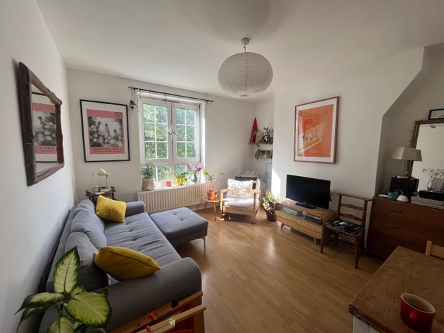 Double room in Wapping from June 7th! Main Photo