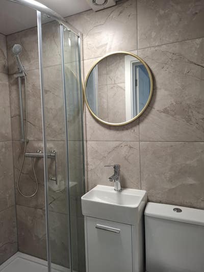 Double room ensuite with kitchennet Main Photo