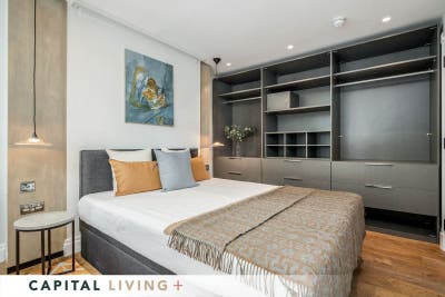 Large Ensuite Room in a Stunning Houseshare  Main Photo