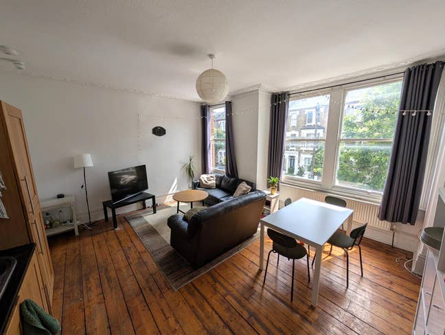 Large double room, 4-bed houseshare Archway Main Photo