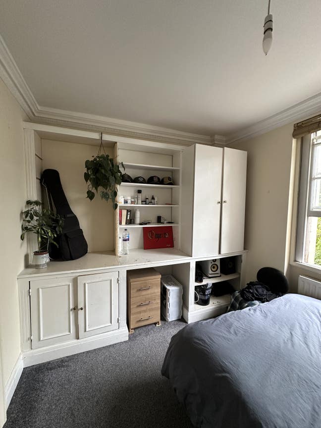 Cosy double room for rent 3 mins from Camden Town! Main Photo