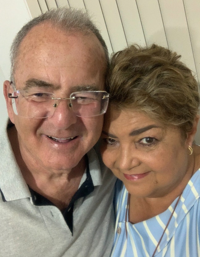 Couple seeks double room Main Photo