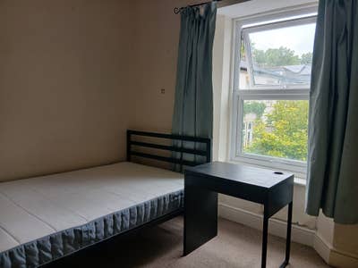 Lovely double room in Redland Main Photo
