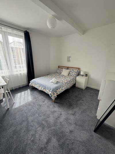 Double Room-Bills Incl-Short/Long Let Main Photo
