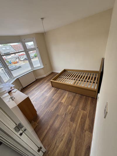 Double bedroom and single  Main Photo