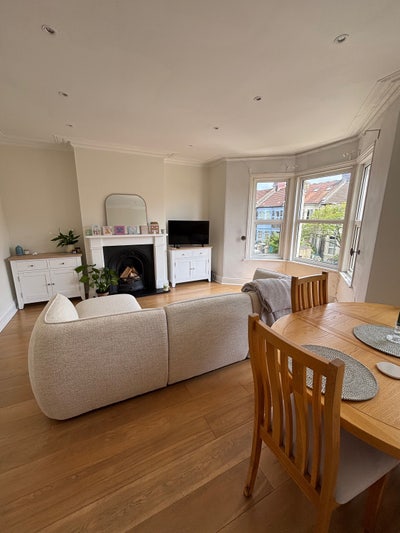 Room available in Totterdown  Main Photo