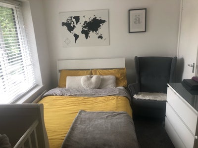 Double Room to Rent in a Family Home Main Photo