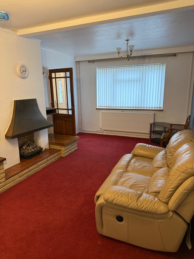 2 Double bedroom house for rent!! Main Photo