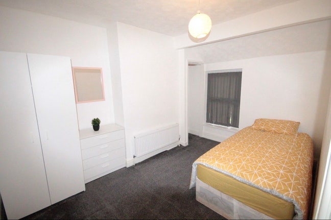 Nice Room available to rent in Harpurhey area  Main Photo