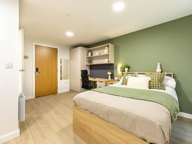 Student Studio Available September 2026! Main Photo