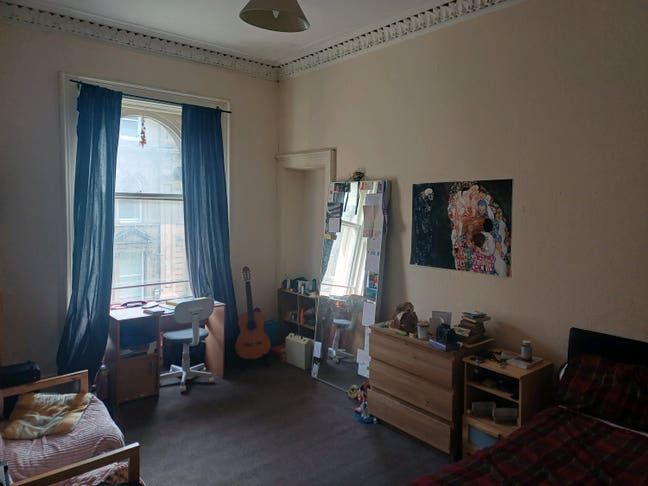 &pound;300 double bed room in central Dundee  Main Photo