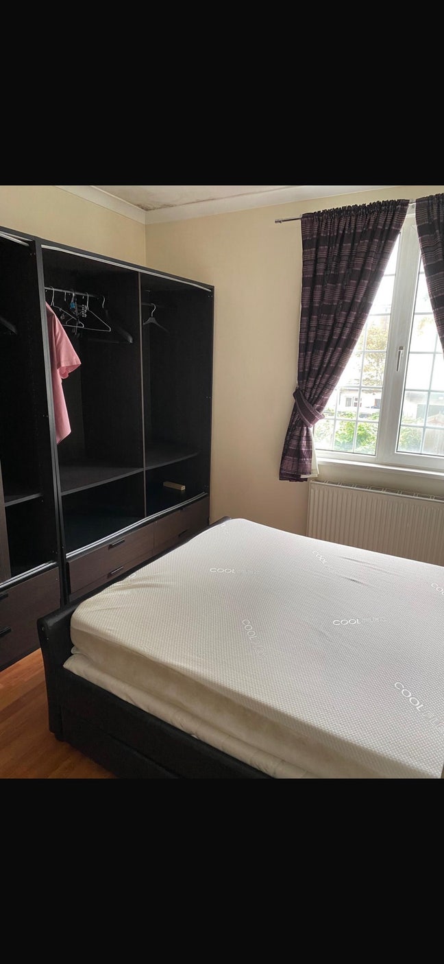 Double room available for renting  Main Photo
