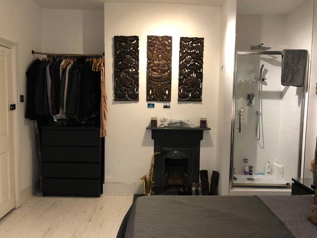Characterful bedsit close to station & High Street Main Photo