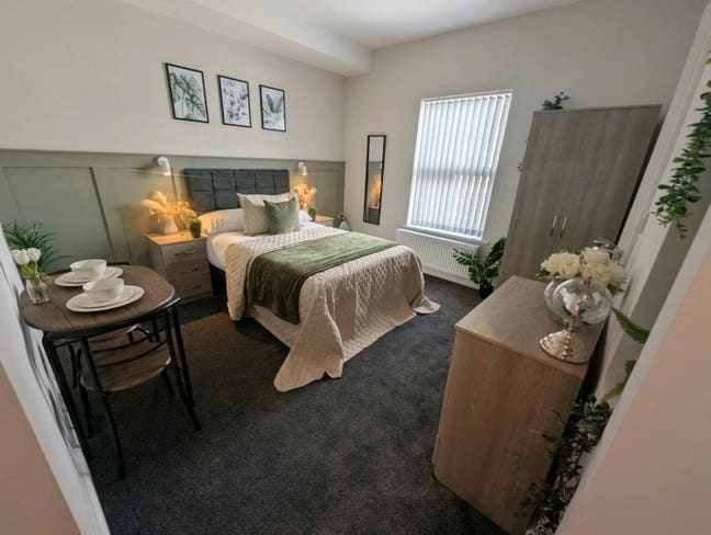 New Kitchenette, Ensuite Studios -  Train Station  Main Photo