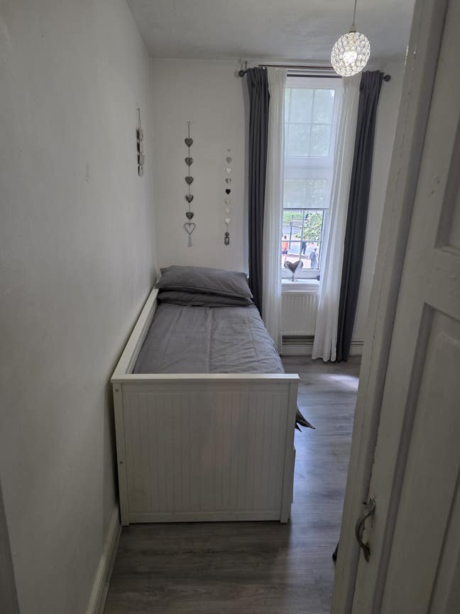 Student Room for rent in London Fields  Main Photo