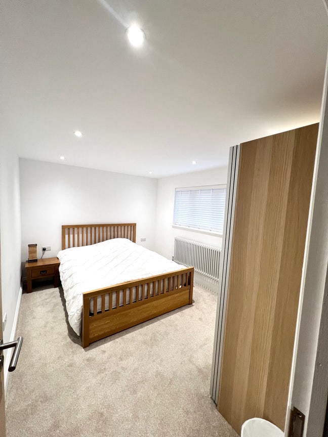 Clean & Sunny Rooms in Summertown  Main Photo