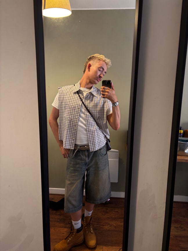 Looking for a roommate in August ! Main Photo