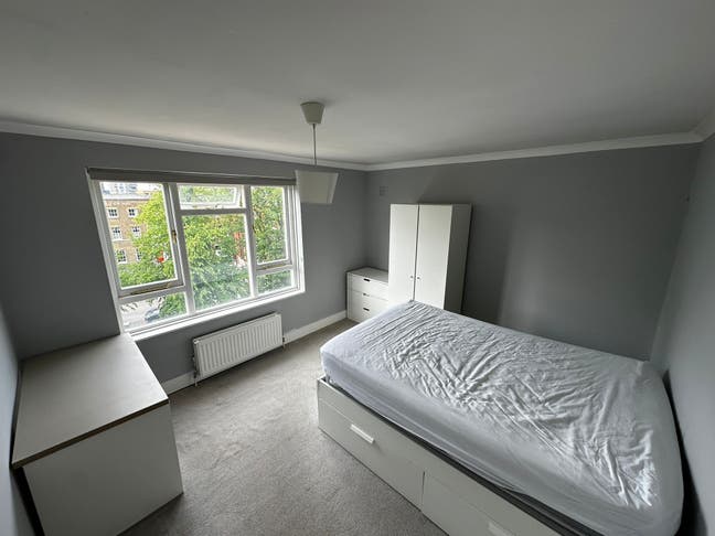 Double bedroom in Clapham Old Town  Main Photo