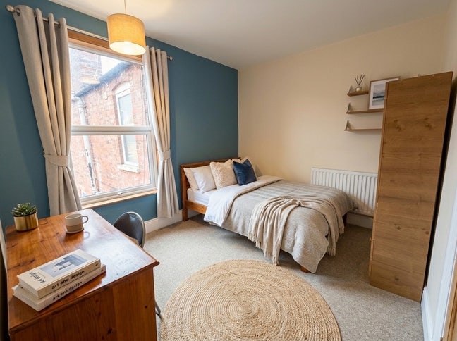 Rooms Available in Shared House  Main Photo