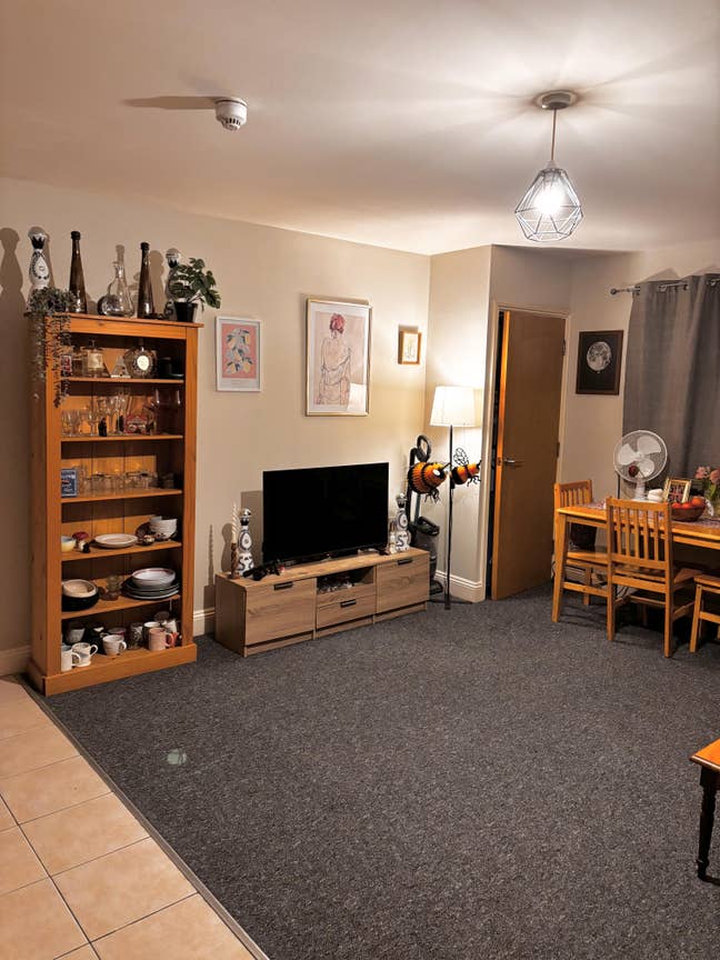 Sublet room in 2 bedroom flat Main Photo