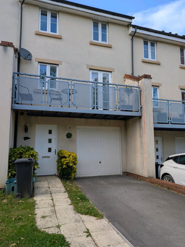 Double room available in Mangotsfield  Main Photo