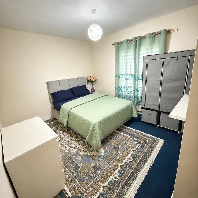 Room To rent Main Photo