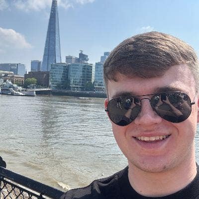 Looking for a flat in central manchester Main Photo