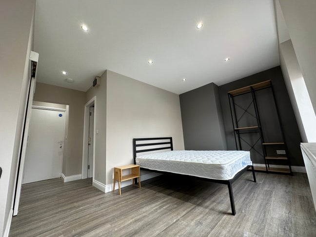 Beautiful Self-Contained Studio Apartment Main Photo