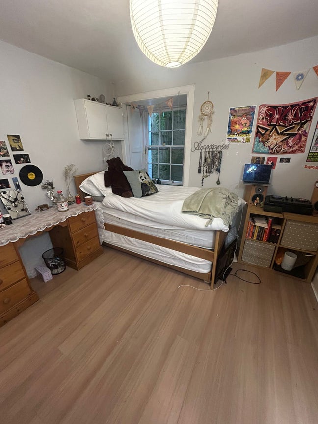 Room Available in Newington Flat! Main Photo