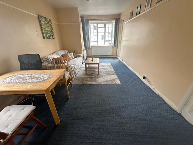 Large Double Room for Rent in Shepherds Bush  Main Photo