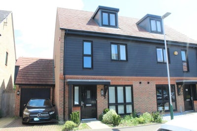 Modern 4 bedroom house with 3 bathrooms  Main Photo