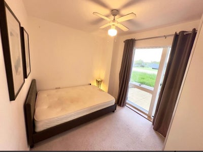 Modern Shared Flat, Bawley Court, E16 Main Photo