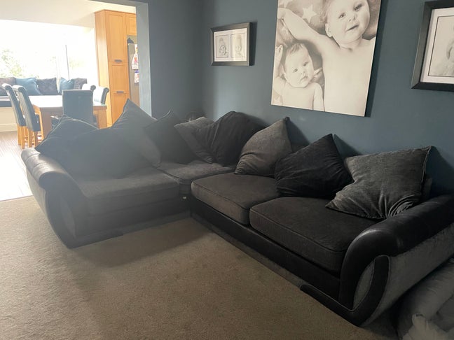 1 Double bedroom to rent with en-suite Main Photo