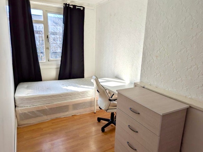 💖 Lovely Room in Stepney/Queen Mary+All Bill Incld Main Photo