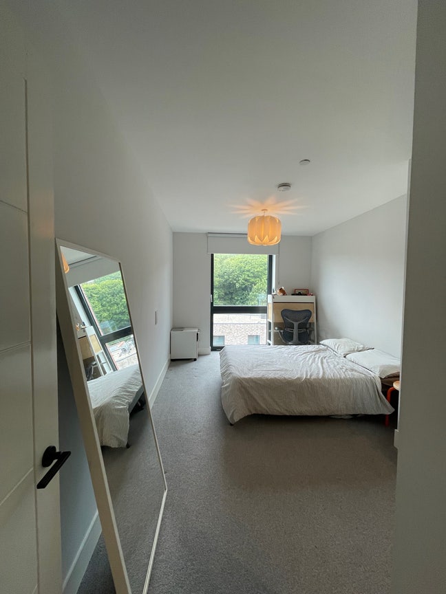 Double Room with En-suite at Lewes Road Main Photo