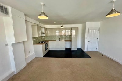 Single Room in a share flat. Main Photo